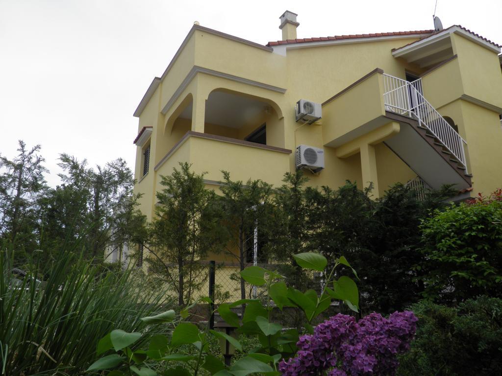 Apartments Lea 2 Malinska Exterior photo